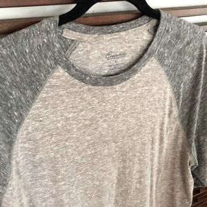 Roundtree & Yorke short-sleeve tee